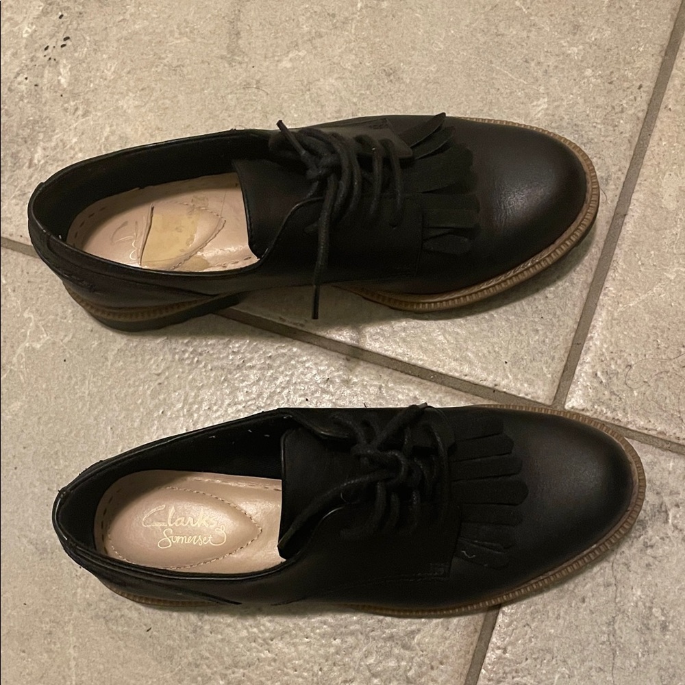 Clarks Black Leather Kiltie Tassel Lace-Up Loafers